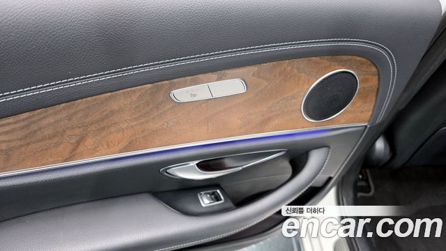 Mercedes-Benz E-Class E220d 4MATIC Exclusive