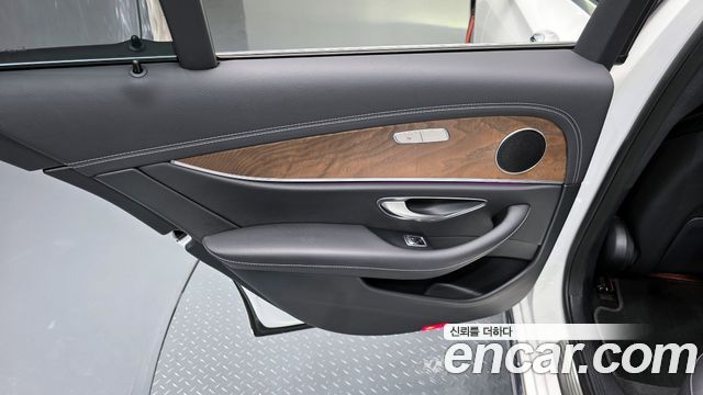 Mercedes-Benz E-Class E220d 4MATIC Exclusive