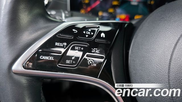Mercedes-Benz E-Class E220d 4MATIC Exclusive