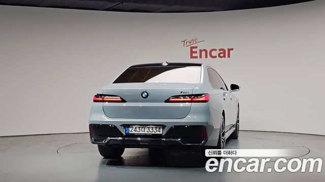 BMW 7-Series 740i sDrive M Sport