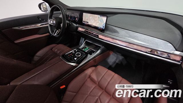 BMW 7-Series 740i sDrive M Sport