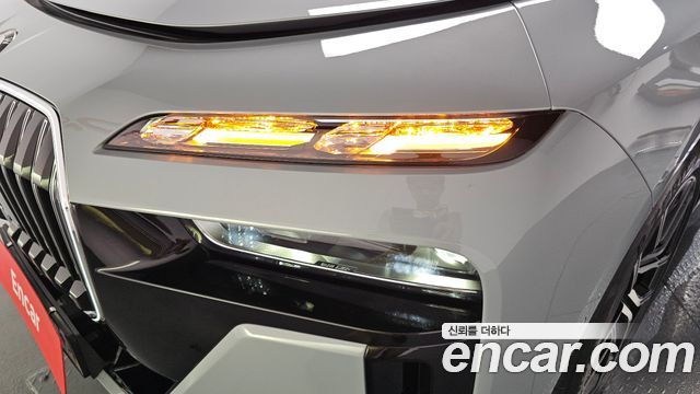 BMW 7-Series 740i sDrive M Sport