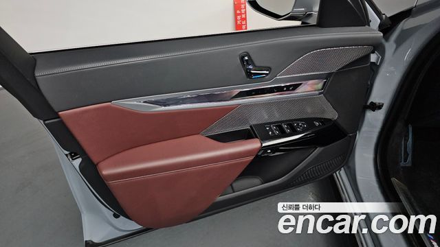 BMW 7-Series 740i sDrive M Sport