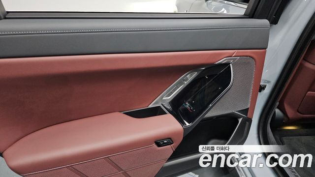 BMW 7-Series 740i sDrive M Sport