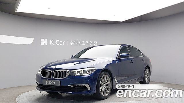 BMW 5-Series 520i Luxury