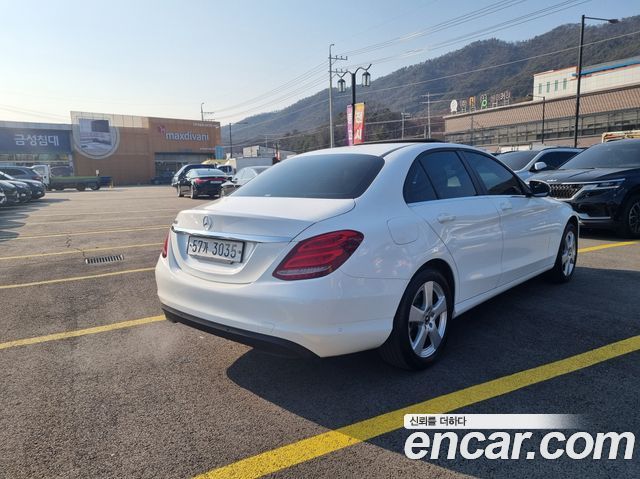 Mercedes-Benz C-Class C200