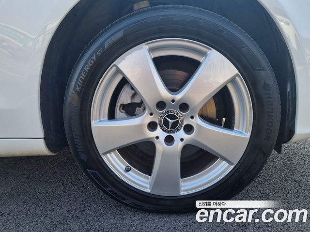 Mercedes-Benz C-Class C200