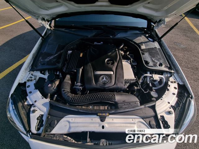 Mercedes-Benz C-Class C200