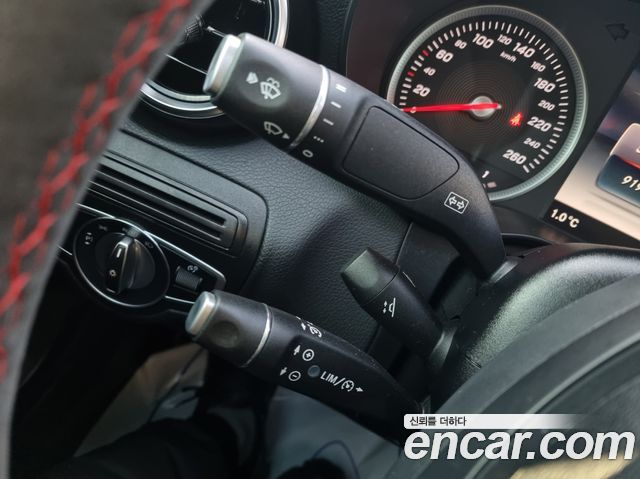 Mercedes-Benz C-Class C200