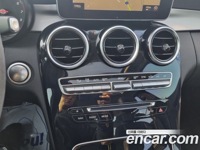 Mercedes-Benz C-Class C200