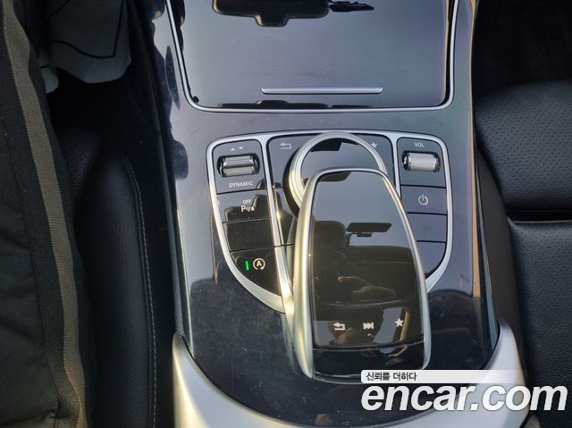 Mercedes-Benz C-Class C200