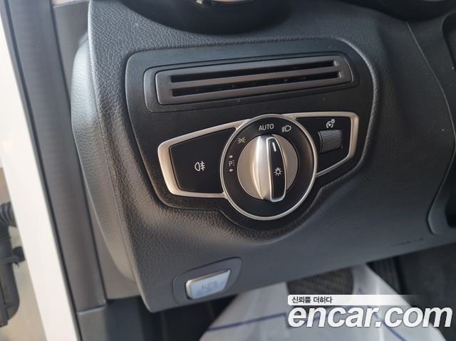 Mercedes-Benz C-Class C200