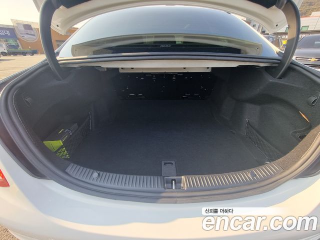 Mercedes-Benz C-Class C200