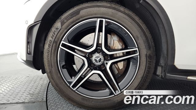 Mercedes-Benz GLC-Class GCL300 4MATIC Coupe