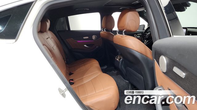 Mercedes-Benz GLC-Class GCL300 4MATIC Coupe