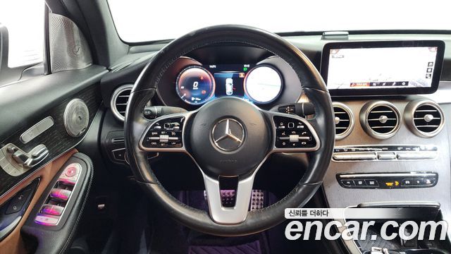 Mercedes-Benz GLC-Class GCL300 4MATIC Coupe