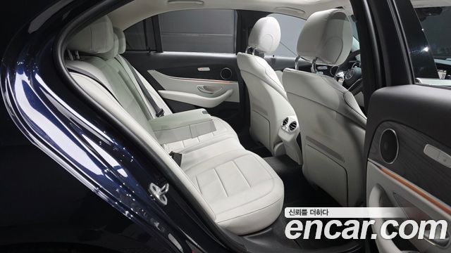 Mercedes-Benz E-Class E250 Avantgarde