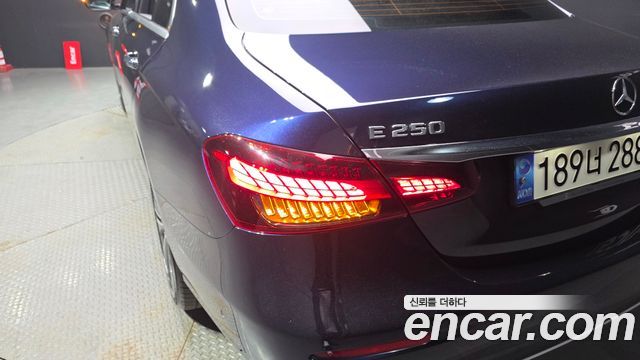 Mercedes-Benz E-Class E250 Avantgarde