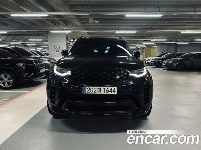 Land Rover Discovery D300 Dynamic HSE