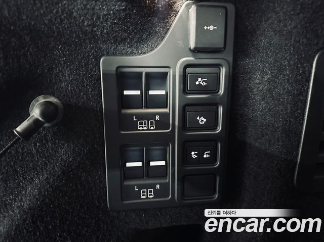 Land Rover Discovery D300 Dynamic HSE
