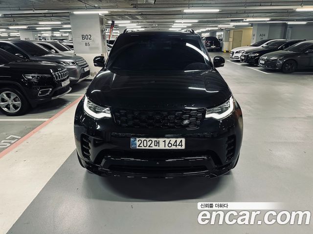 Land Rover Discovery D300 Dynamic HSE