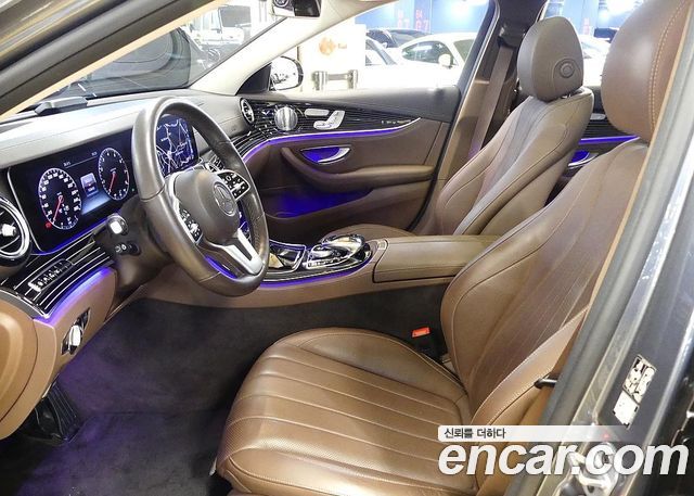 Mercedes-Benz E-Class E450 4MATIC Exclusive