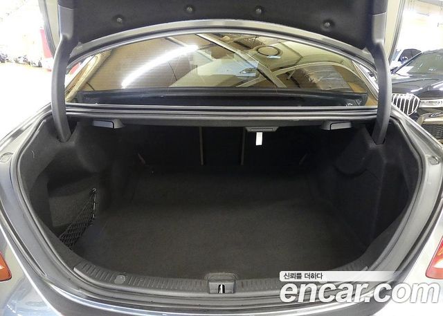 Mercedes-Benz E-Class E450 4MATIC Exclusive
