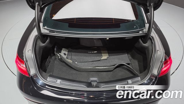 Mercedes-Benz E-Class E220d Coupe