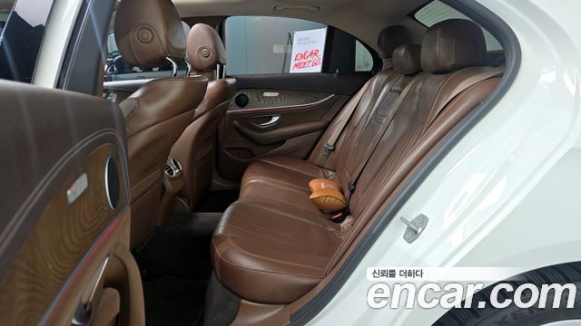 Mercedes-Benz E-Class E300 Exclusive