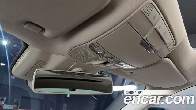 Mercedes-Benz E-Class E300 Exclusive