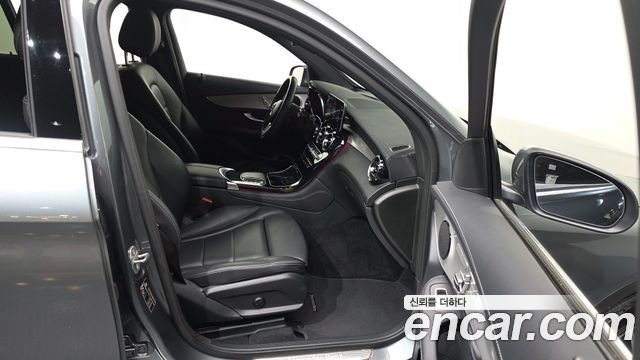 Mercedes-Benz GLC-Class GLC220 d 4MATIC