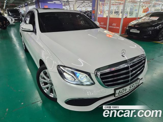 Mercedes-Benz E-Class E220d 4MATIC Exclusive
