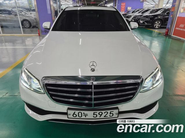 Mercedes-Benz E-Class E220d 4MATIC Exclusive
