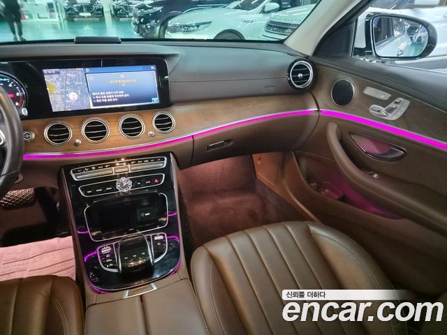 Mercedes-Benz E-Class E220d 4MATIC Exclusive