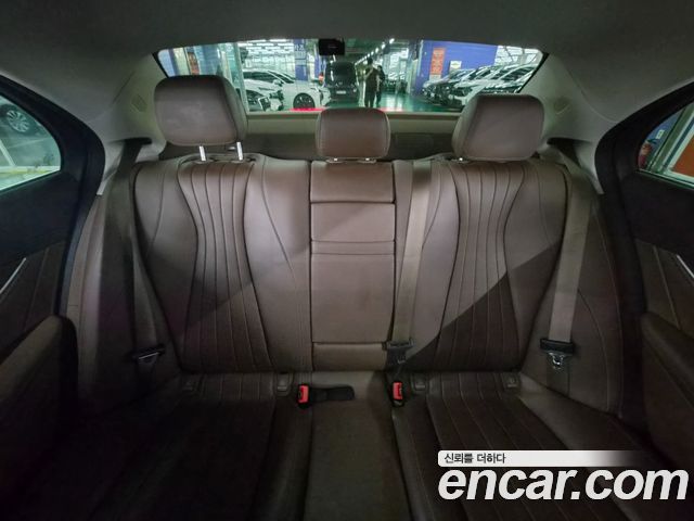 Mercedes-Benz E-Class E220d 4MATIC Exclusive