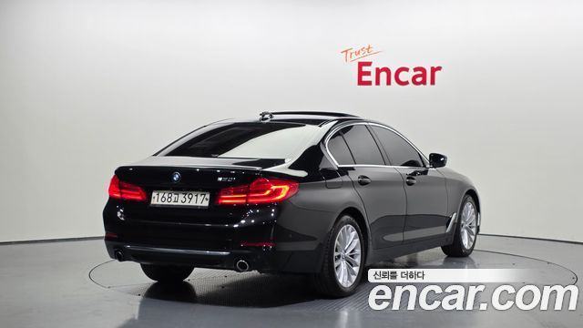 BMW 5-Series 530i Luxury Plus