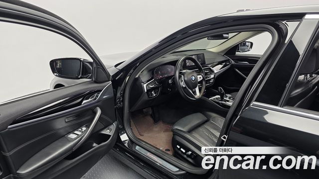 BMW 5-Series 530i Luxury Plus