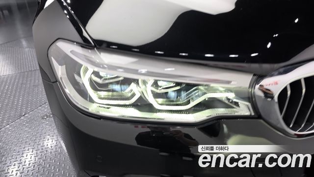 BMW 5-Series 530i Luxury Plus