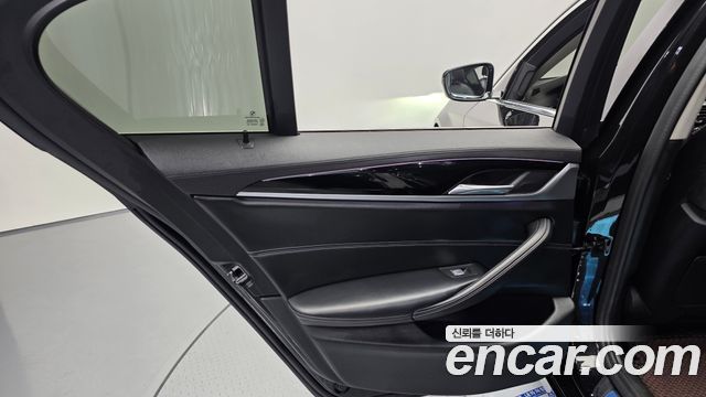 BMW 5-Series 530i Luxury Plus