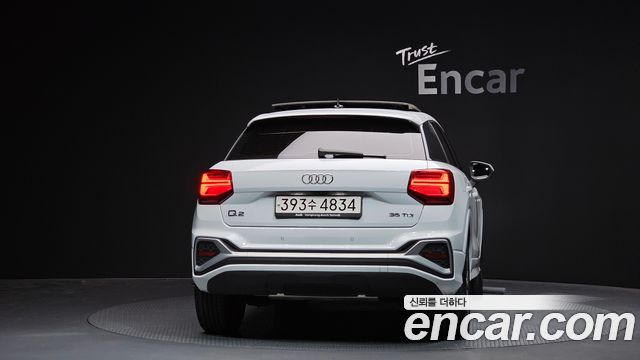 Audi Q2 35 TDI Premium
