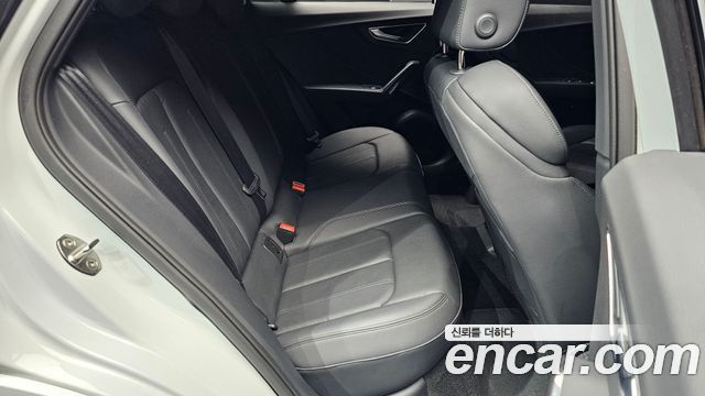 Audi Q2 35 TDI Premium