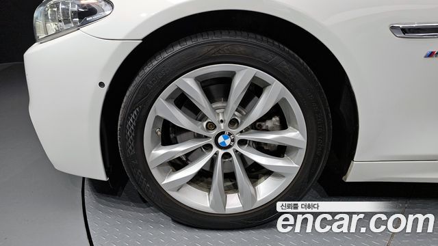BMW 5-Series 520d xDrive M Aero Dynamic