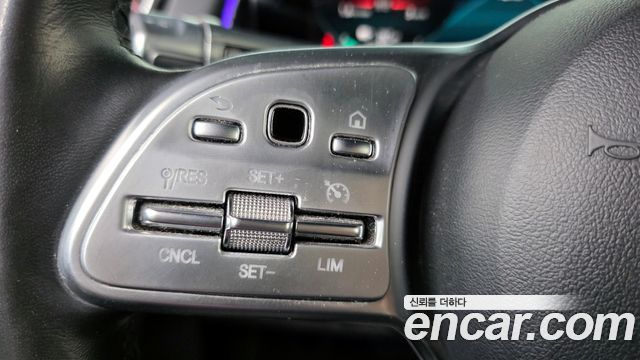 Mercedes-Benz EQB EQB300 4MATIC