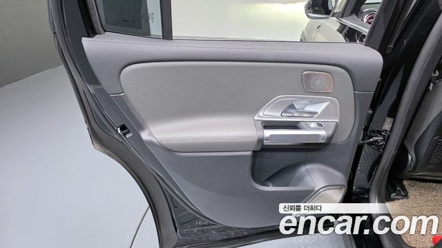 Mercedes-Benz EQB EQB300 4MATIC