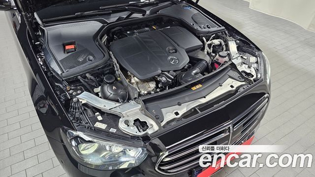 Mercedes-Benz E-Class E220d 4MATIC Exclusive