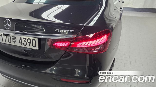 Mercedes-Benz E-Class E220d 4MATIC Exclusive