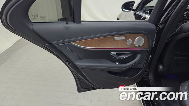 Mercedes-Benz E-Class E220d 4MATIC Exclusive