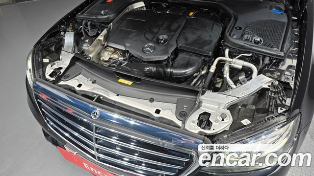 Mercedes-Benz E-Class E220d 4MATIC Exclusive