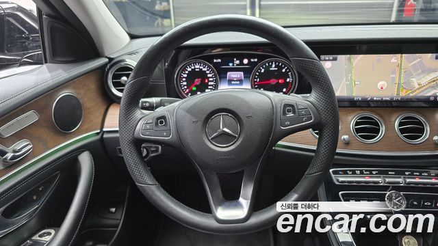 Mercedes-Benz E-Class E220d 4MATIC Exclusive
