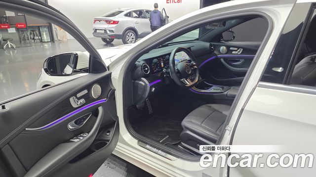 Mercedes-Benz E-Class E220d 4MATIC AMG Line